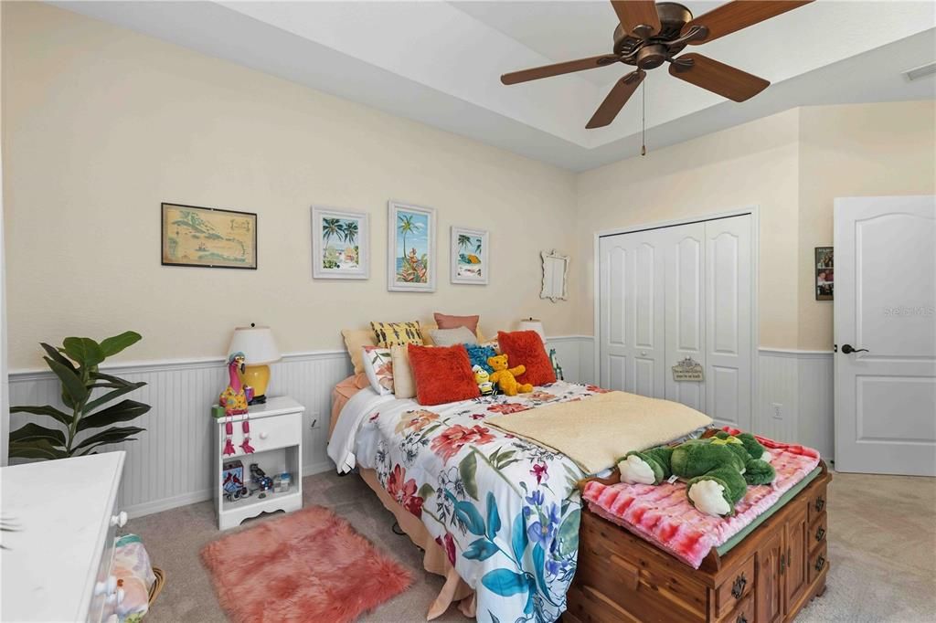 En Venta: $544,900 (3 camas, 2 baños, 2298 Pies cuadrados)