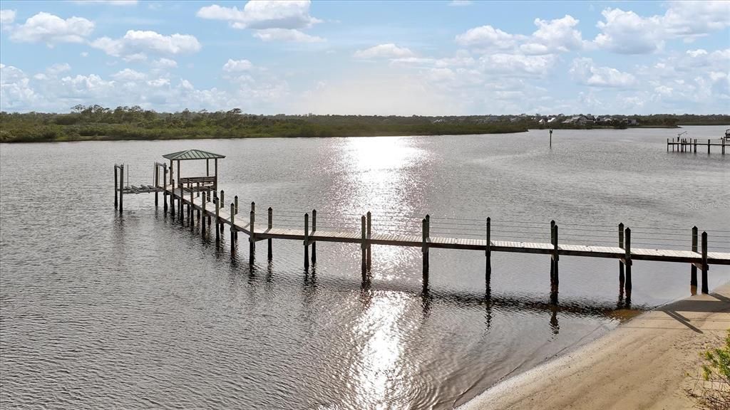 На продажу: $3,499,000 (5 спален, 4 ванн, 7634 Квадратных фут)