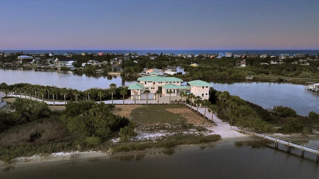 На продажу: $3,499,000 (5 спален, 4 ванн, 7634 Квадратных фут)