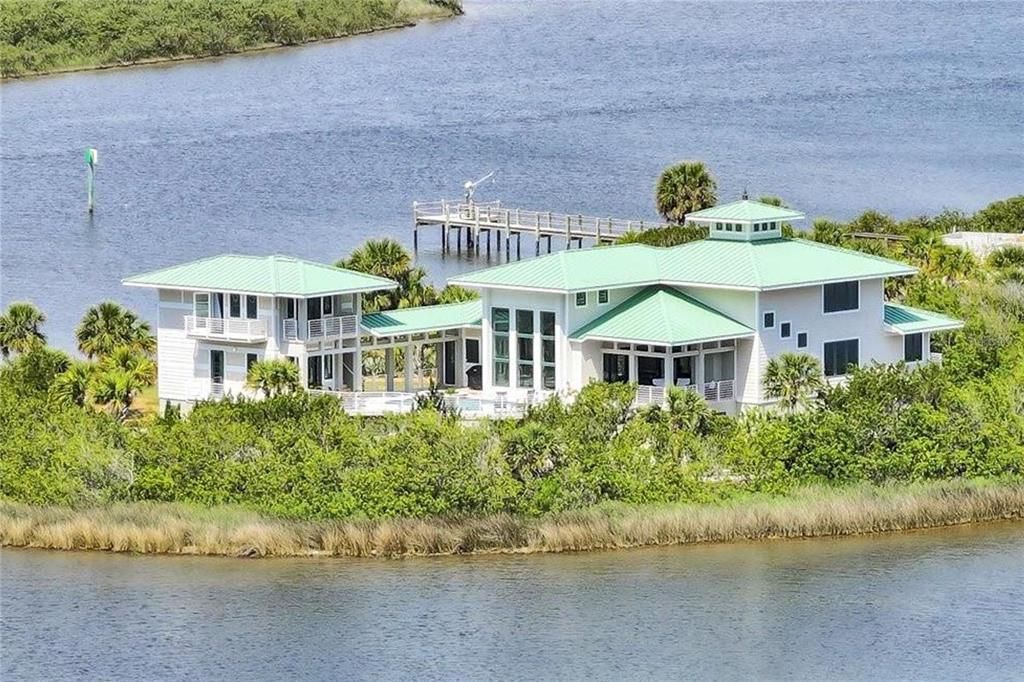 На продажу: $3,499,000 (5 спален, 4 ванн, 7634 Квадратных фут)