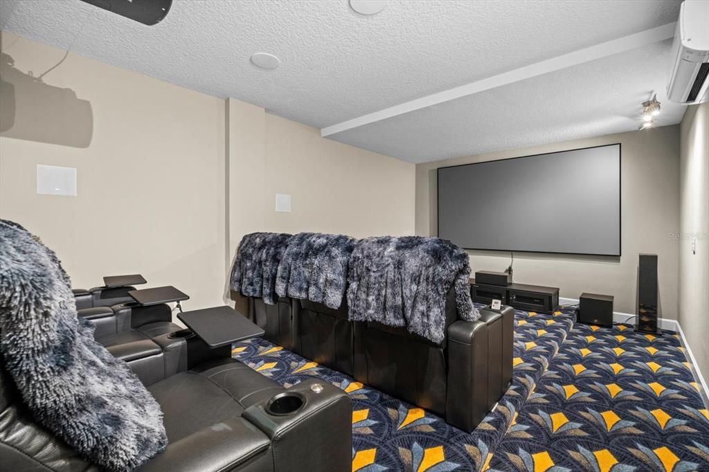 На продажу: $3,499,000 (5 спален, 4 ванн, 7634 Квадратных фут)