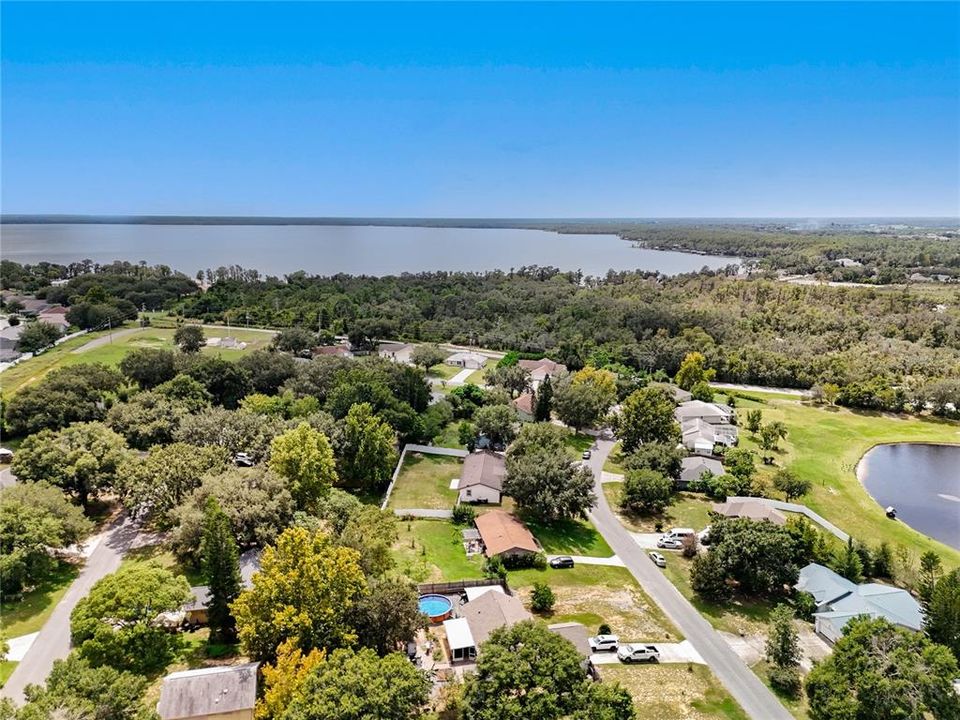 For Rent: $2,200 (3 beds, 2 baths, 1544 Square Feet)