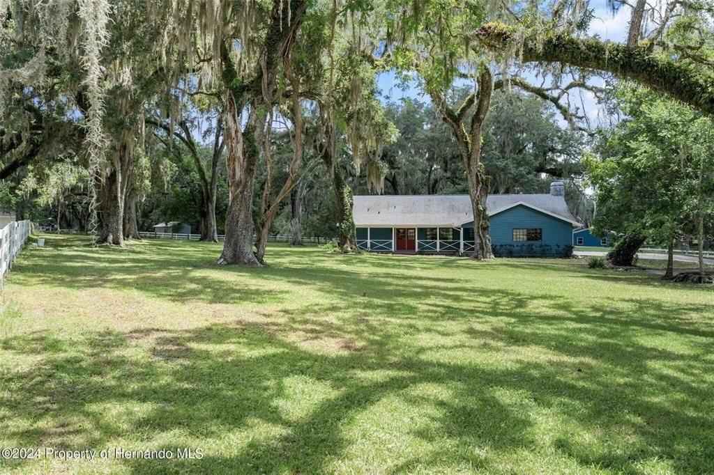 出租: $2,500 (2 贝兹, 2 浴室, 2460 平方英尺)