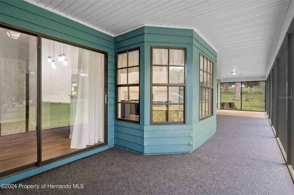 出租: $2,500 (2 贝兹, 2 浴室, 2460 平方英尺)