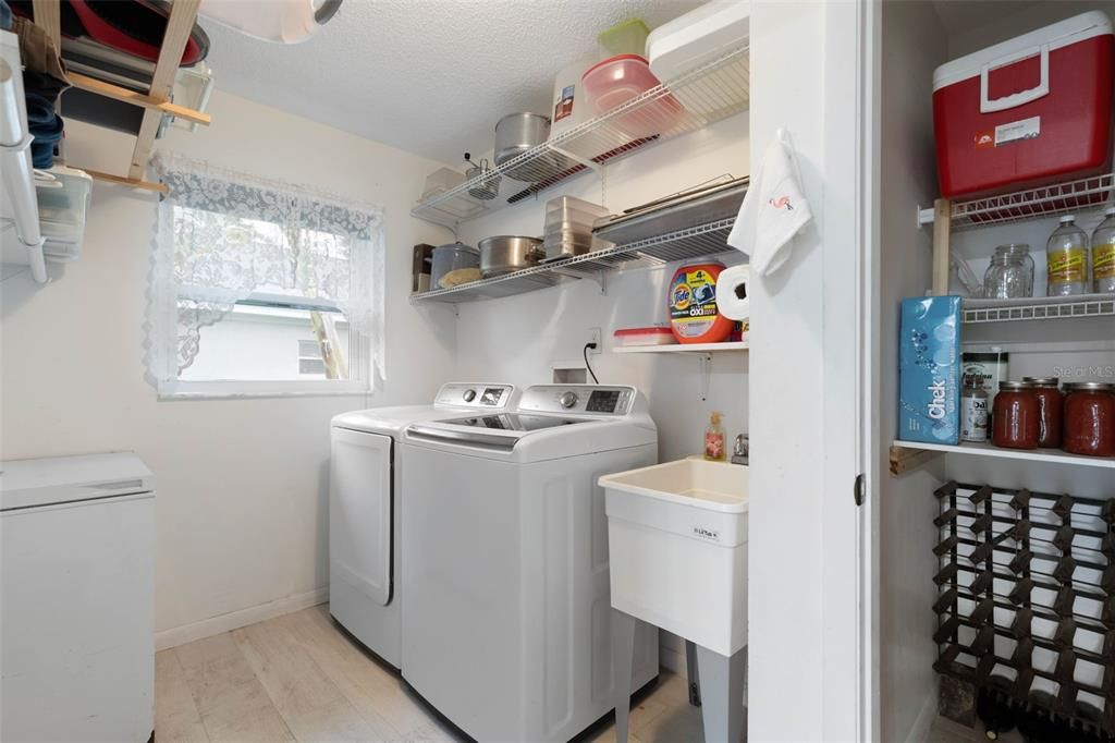 待售: $335,000 (3 贝兹, 2 浴室, 1754 平方英尺)