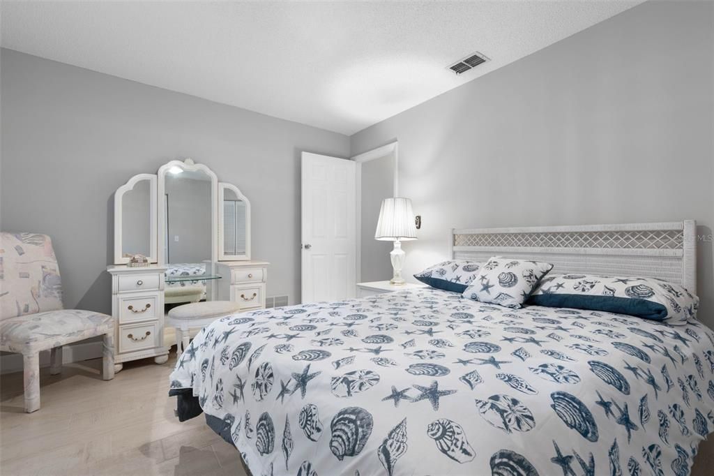 待售: $335,000 (3 贝兹, 2 浴室, 1754 平方英尺)