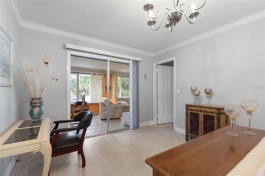 待售: $335,000 (3 贝兹, 2 浴室, 1754 平方英尺)