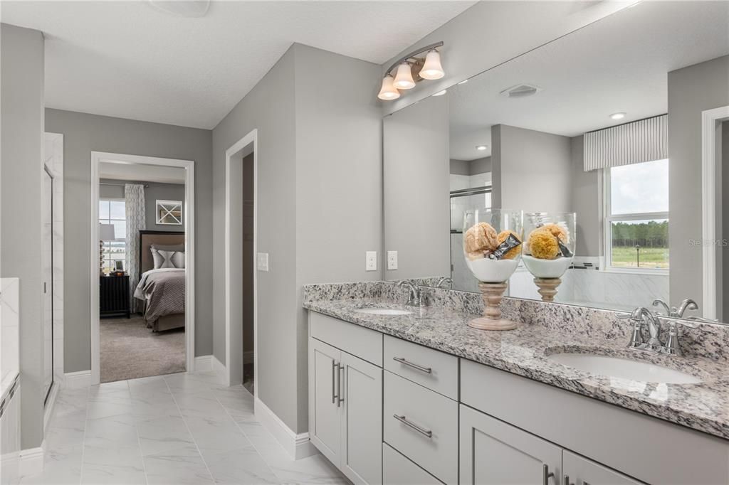 Active With Contract: $585,690 (4 beds, 3 baths, 3136 Square Feet)