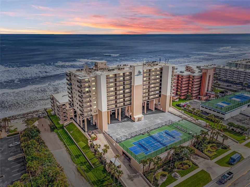 En Venta: $525,000 (2 camas, 2 baños, 1385 Pies cuadrados)