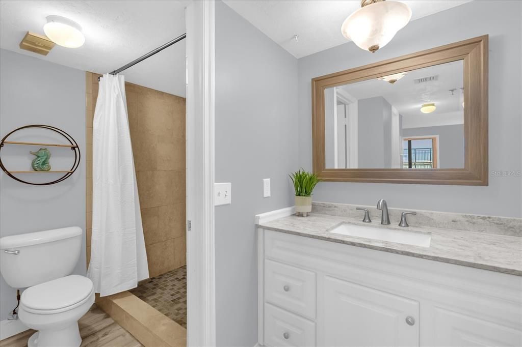 En Venta: $525,000 (2 camas, 2 baños, 1385 Pies cuadrados)