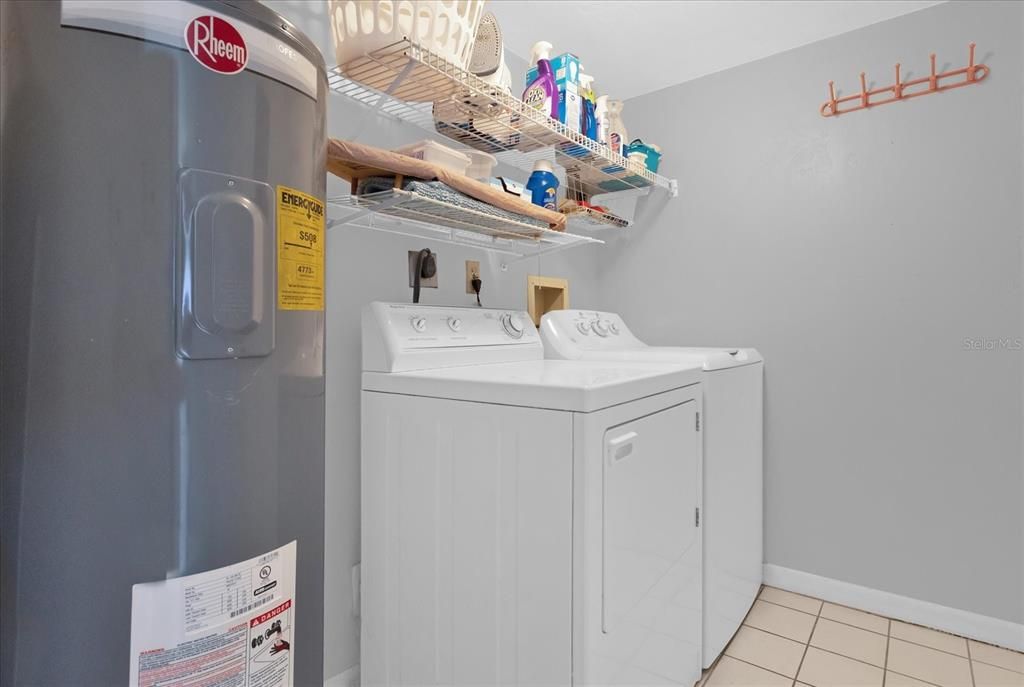 En Venta: $525,000 (2 camas, 2 baños, 1385 Pies cuadrados)