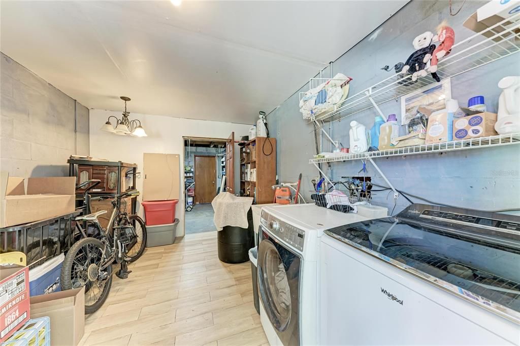 待售: $725,000 (6 贝兹, 0 浴室, 5132 平方英尺)