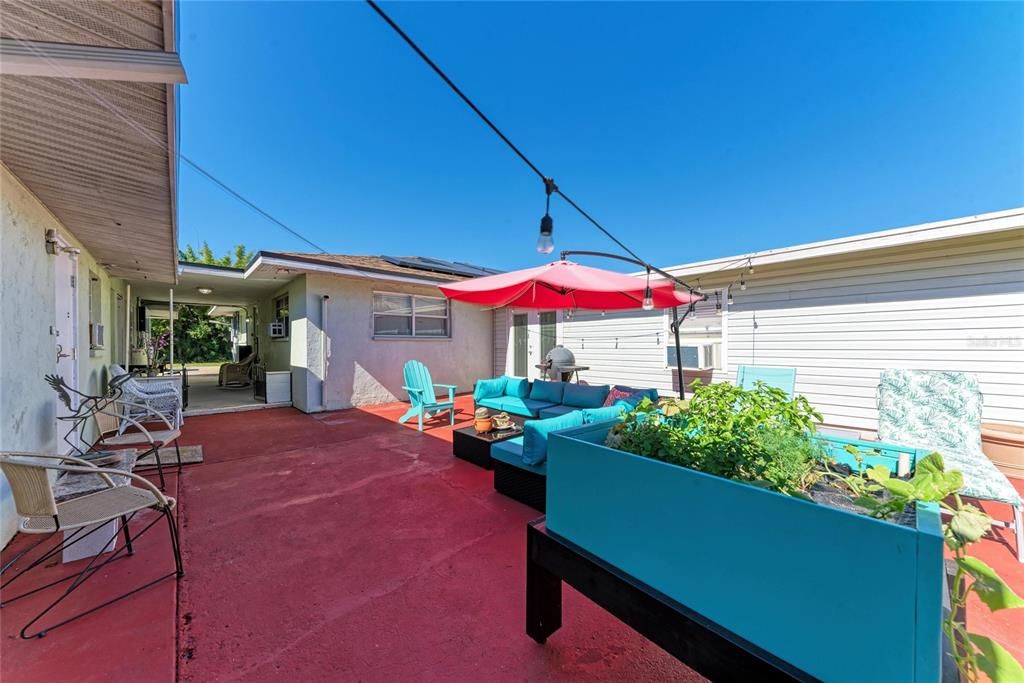 待售: $725,000 (6 贝兹, 0 浴室, 5132 平方英尺)