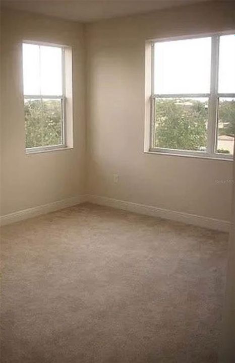 出租: $1,895 (3 贝兹, 2 浴室, 1336 平方英尺)