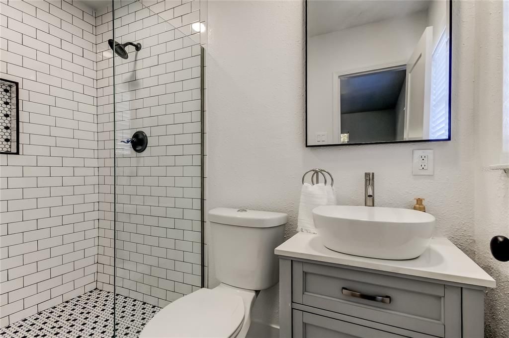 待售: $479,900 (3 贝兹, 2 浴室, 1556 平方英尺)