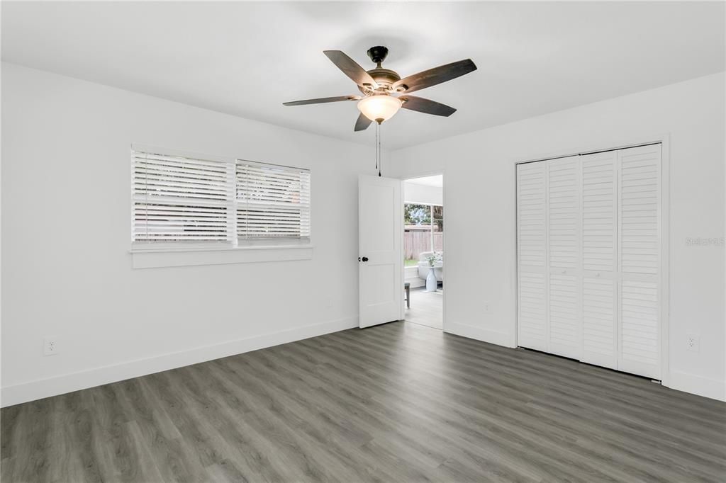 待售: $479,900 (3 贝兹, 2 浴室, 1556 平方英尺)