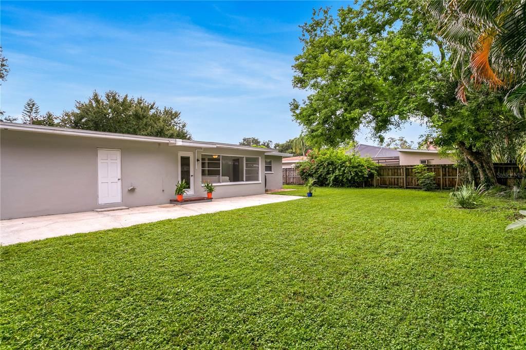 待售: $479,900 (3 贝兹, 2 浴室, 1556 平方英尺)