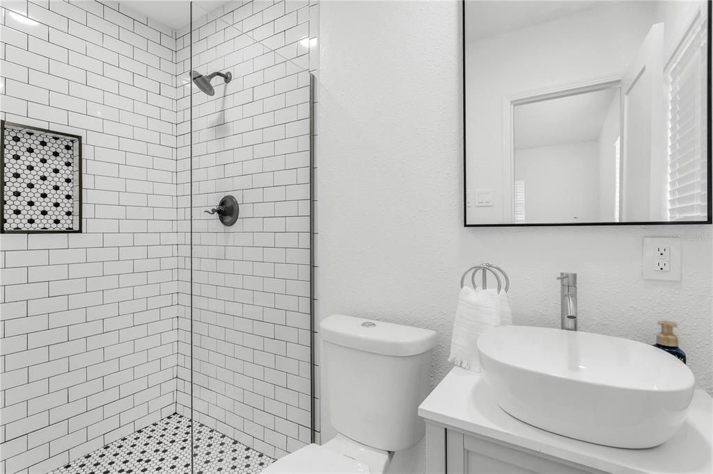 待售: $479,900 (3 贝兹, 2 浴室, 1556 平方英尺)