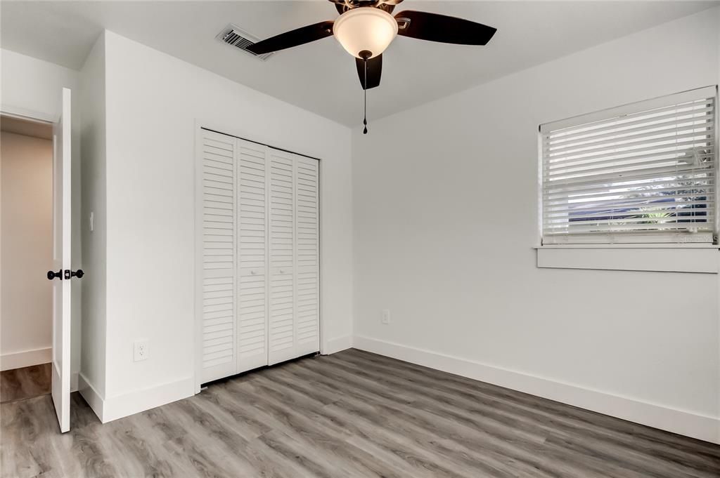 待售: $479,900 (3 贝兹, 2 浴室, 1556 平方英尺)