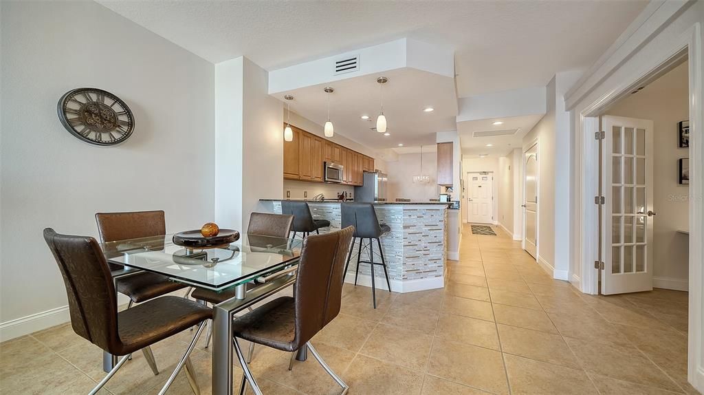 For Sale: $485,000 (2 beds, 2 baths, 1758 Square Feet)