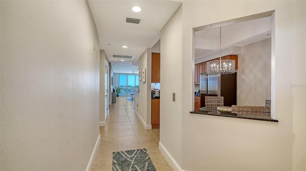 For Sale: $485,000 (2 beds, 2 baths, 1758 Square Feet)