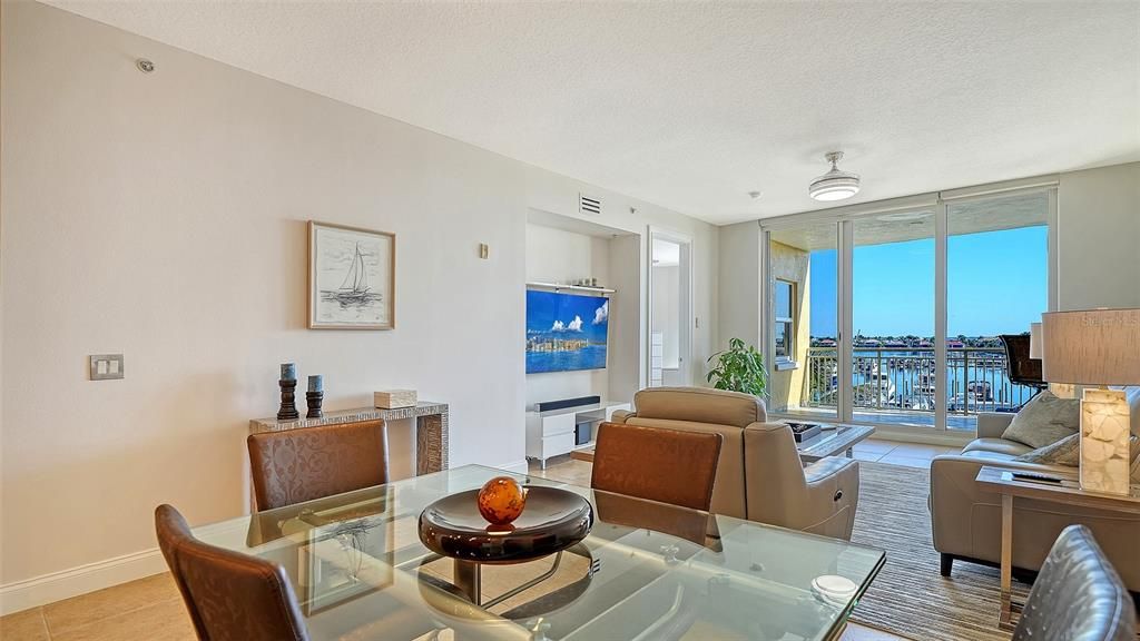 For Sale: $485,000 (2 beds, 2 baths, 1758 Square Feet)