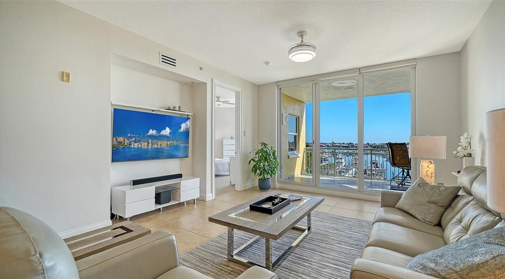 For Sale: $485,000 (2 beds, 2 baths, 1758 Square Feet)