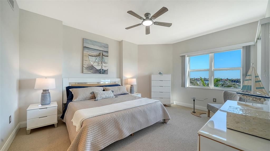 For Sale: $485,000 (2 beds, 2 baths, 1758 Square Feet)