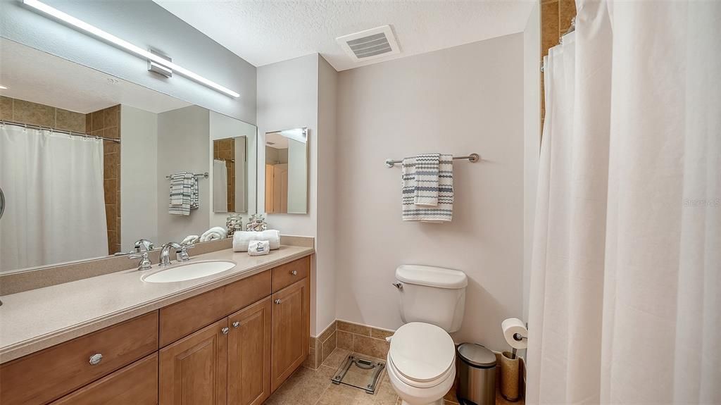 For Sale: $485,000 (2 beds, 2 baths, 1758 Square Feet)