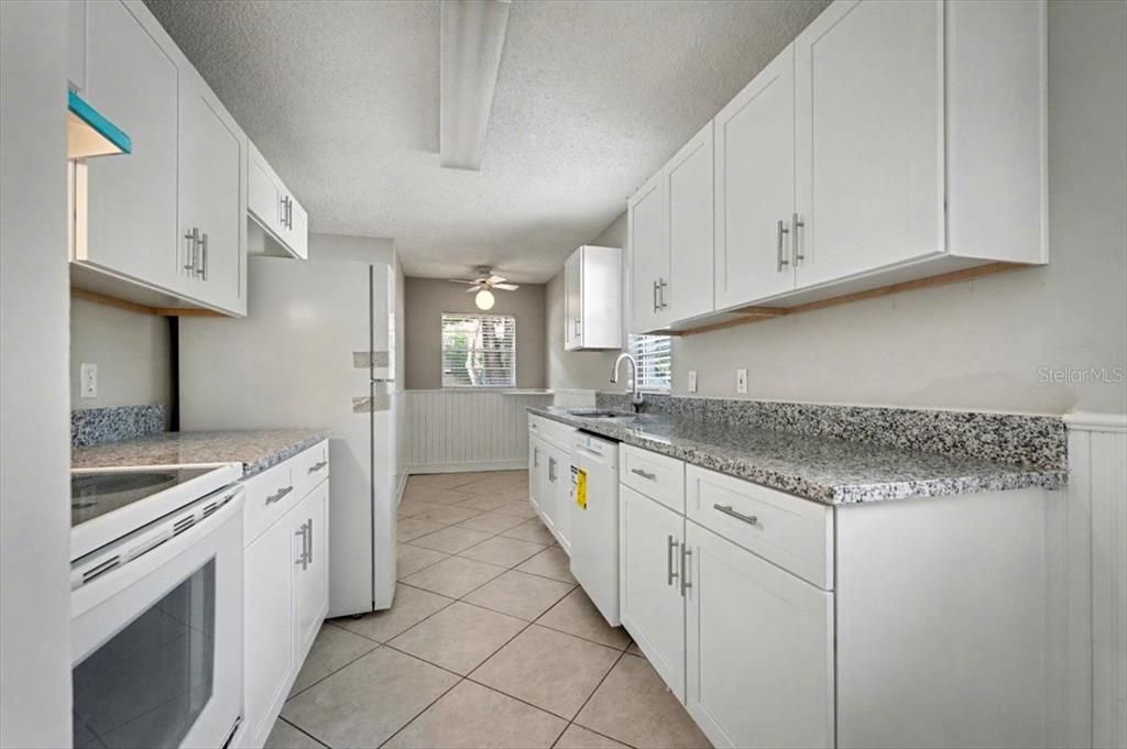 En Venta: $299,900 (2 camas, 2 baños, 1287 Pies cuadrados)