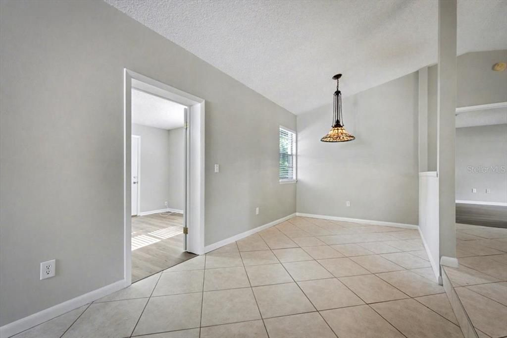 En Venta: $299,900 (2 camas, 2 baños, 1287 Pies cuadrados)