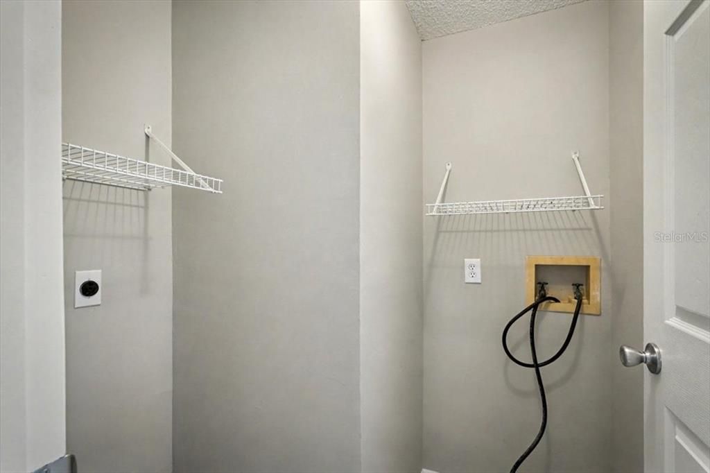 En Venta: $299,900 (2 camas, 2 baños, 1287 Pies cuadrados)