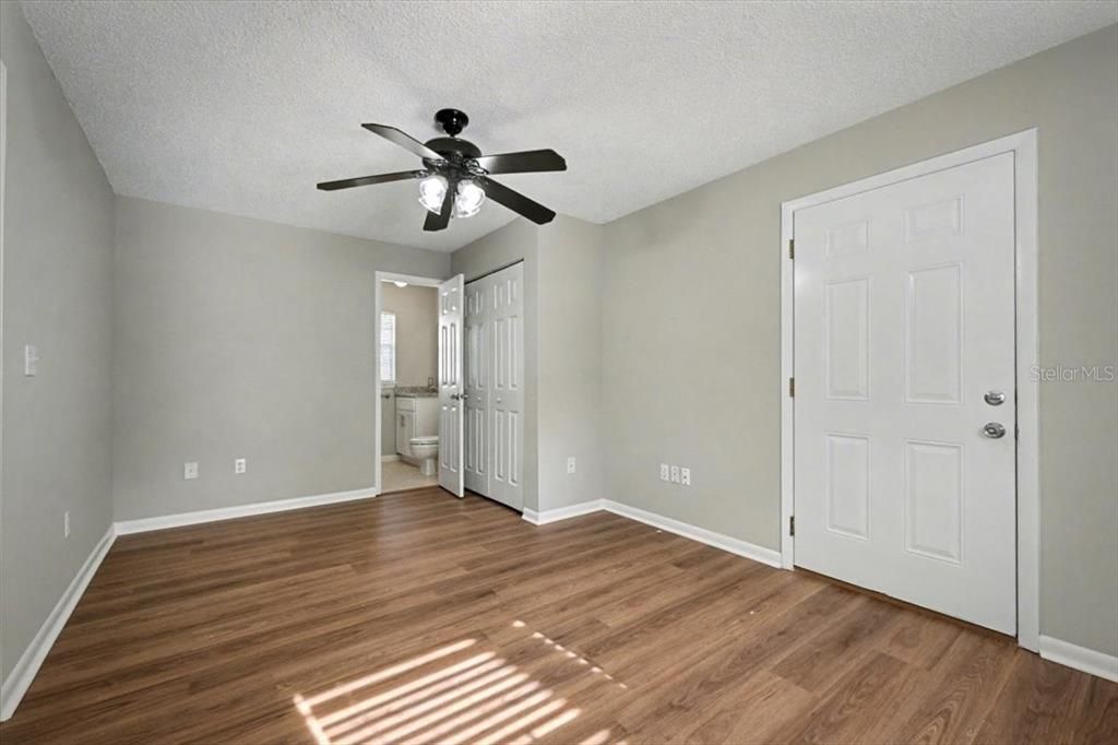 En Venta: $299,900 (2 camas, 2 baños, 1287 Pies cuadrados)