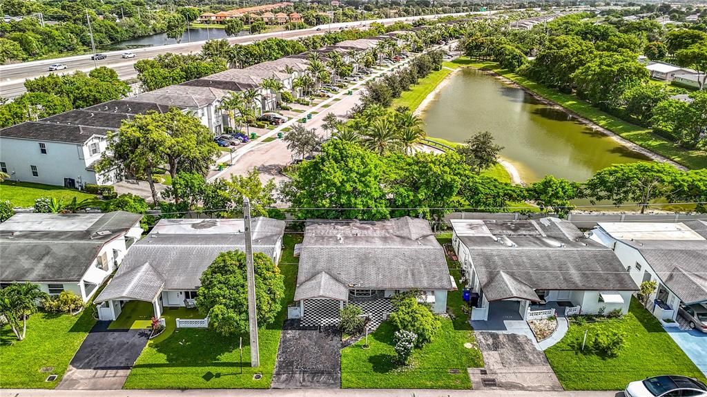 待售: $227,000 (2 贝兹, 2 浴室, 1365 平方英尺)