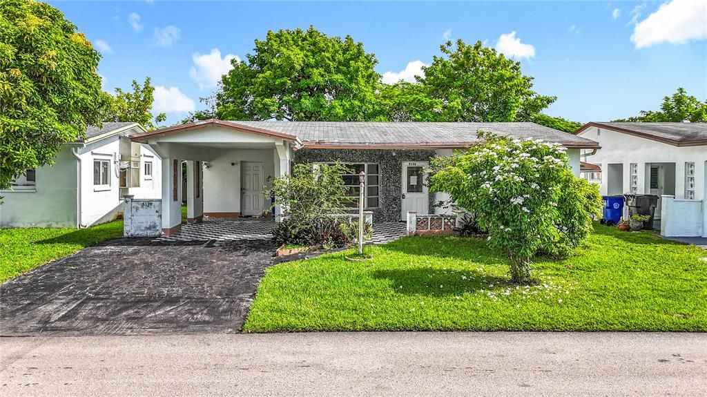 待售: $227,000 (2 贝兹, 2 浴室, 1365 平方英尺)