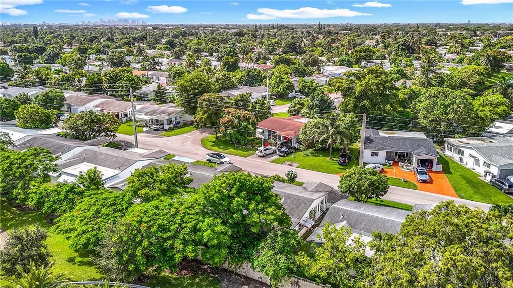 待售: $227,000 (2 贝兹, 2 浴室, 1365 平方英尺)