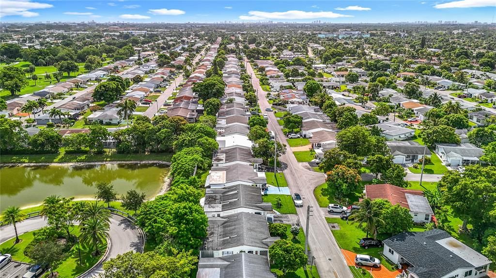 待售: $227,000 (2 贝兹, 2 浴室, 1365 平方英尺)