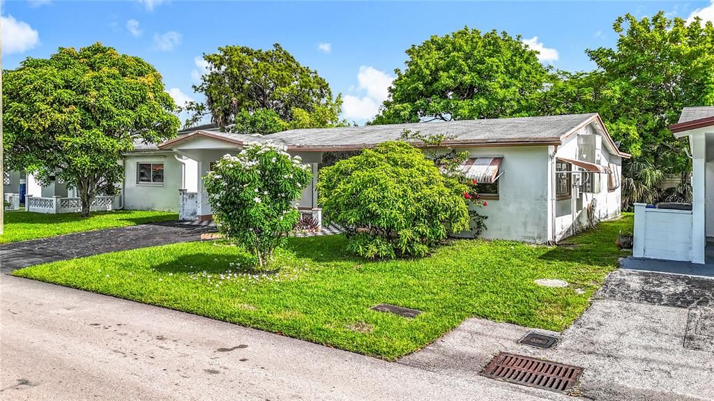 待售: $227,000 (2 贝兹, 2 浴室, 1365 平方英尺)