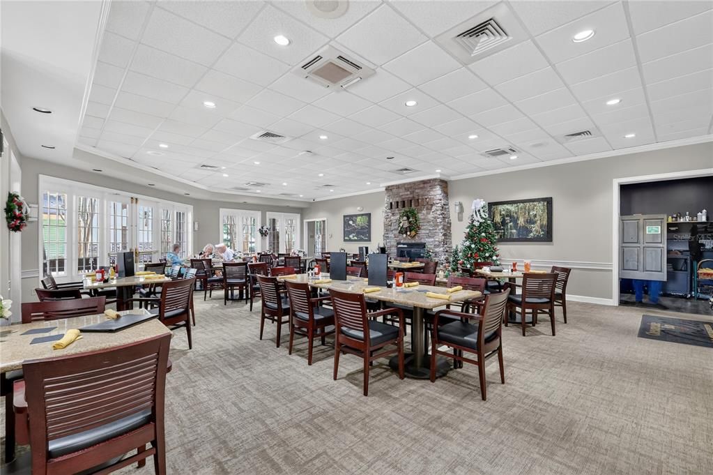 На продажу: $395,000 (3 спален, 2 ванн, 1753 Квадратных фут)