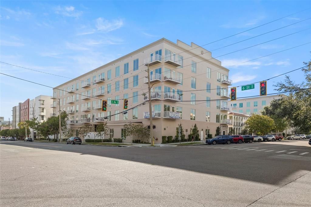 В аренду: $5,900 (3 спален, 3 ванн, 1650 Квадратных фут)