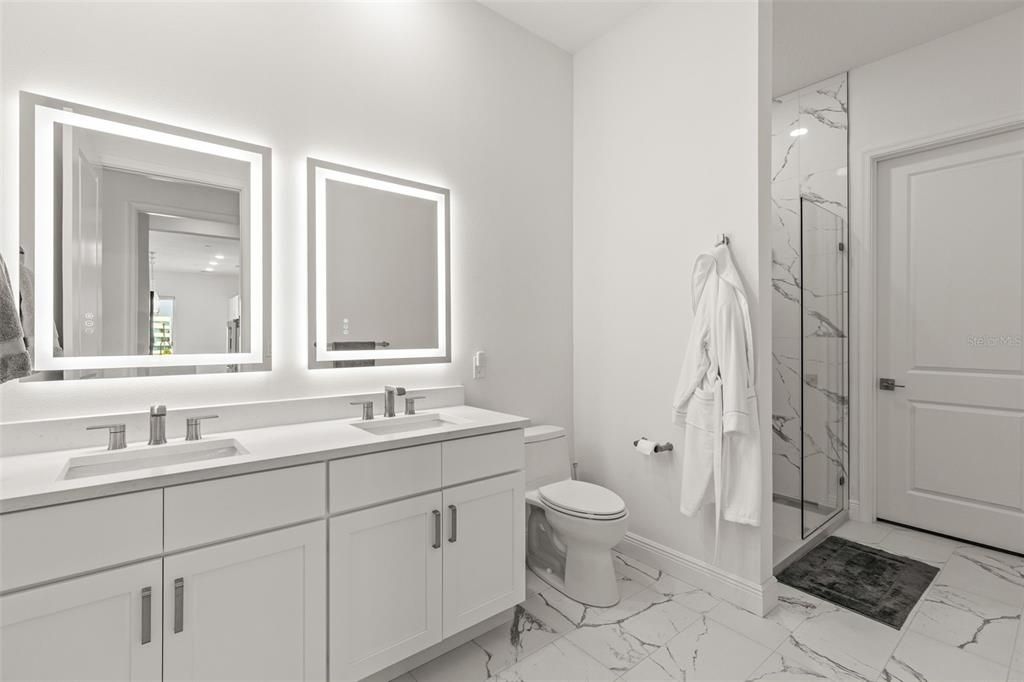 В аренду: $5,900 (3 спален, 3 ванн, 1650 Квадратных фут)