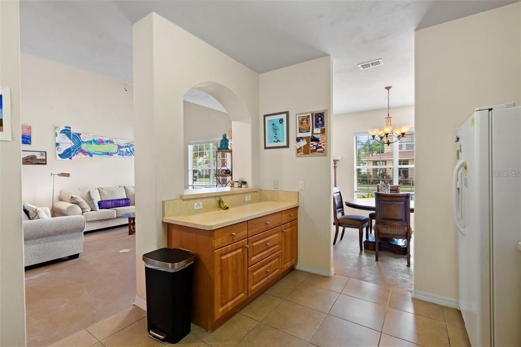 For Sale: $257,000 (2 beds, 2 baths, 2022 Square Feet)