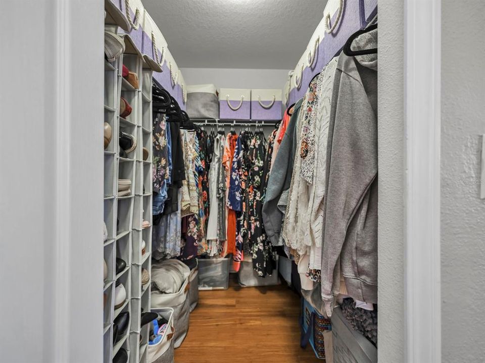 En Venta: $500,000 (6 camas, 3 baños, 3010 Pies cuadrados)