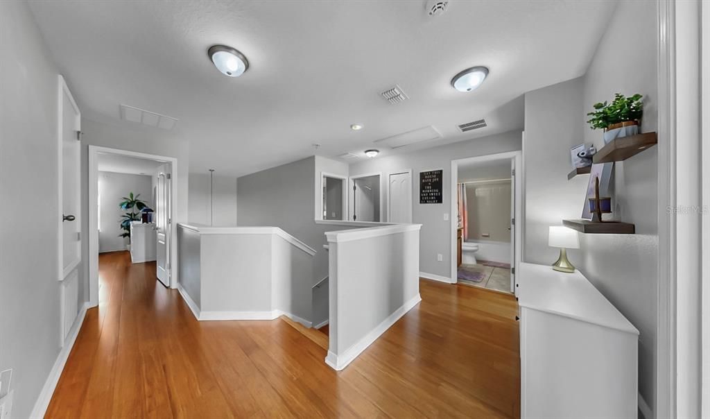 En Venta: $500,000 (6 camas, 3 baños, 3010 Pies cuadrados)