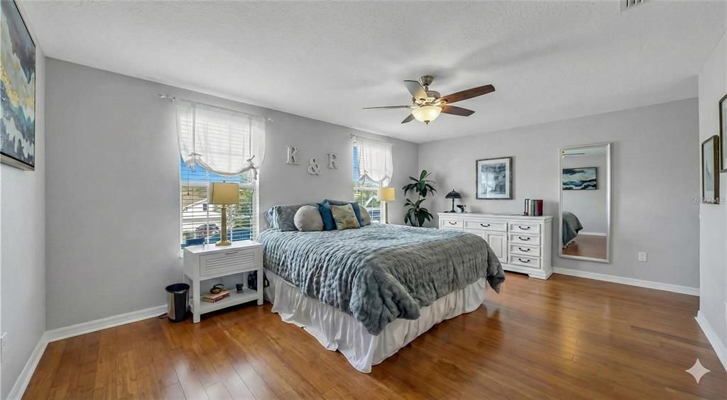 En Venta: $500,000 (6 camas, 3 baños, 3010 Pies cuadrados)