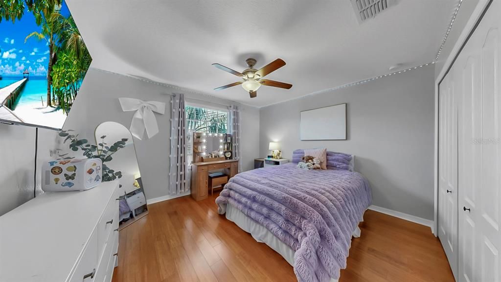 En Venta: $500,000 (6 camas, 3 baños, 3010 Pies cuadrados)