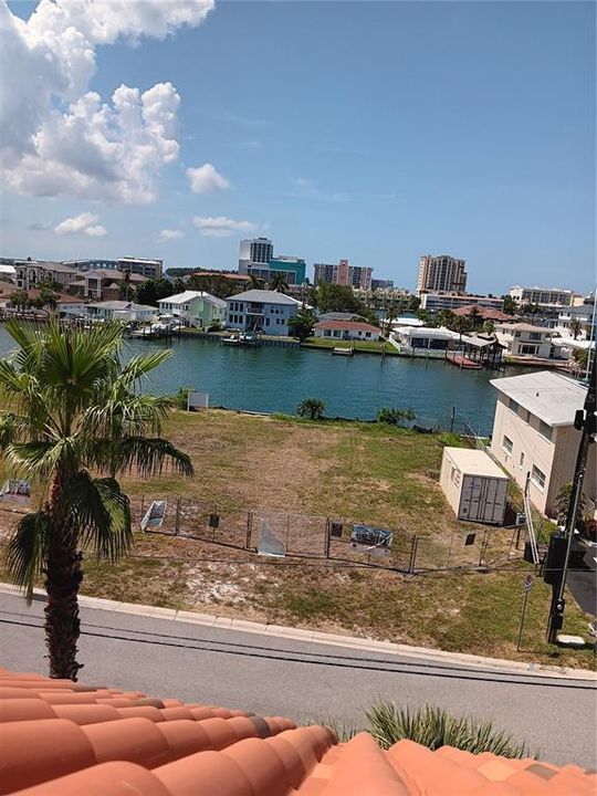 En Renta: $4,995 (4 camas, 3 baños, 2041 Pies cuadrados)