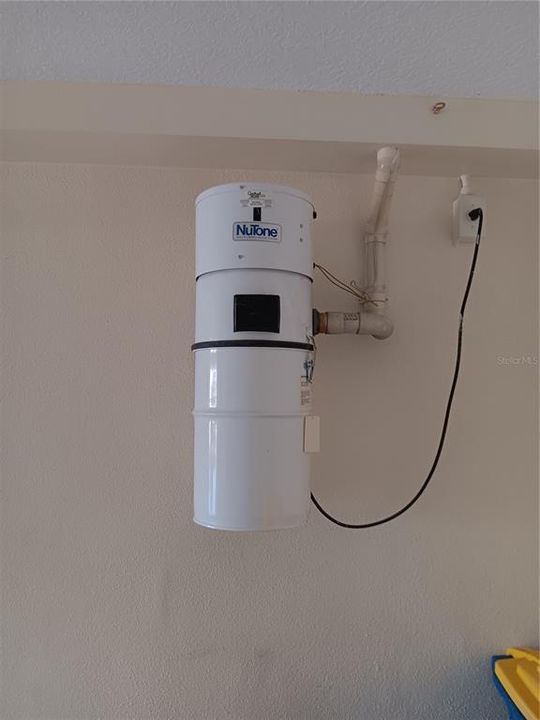 En Renta: $4,995 (4 camas, 3 baños, 2041 Pies cuadrados)