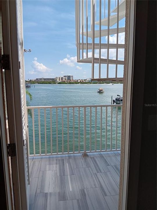 En Renta: $4,995 (4 camas, 3 baños, 2041 Pies cuadrados)