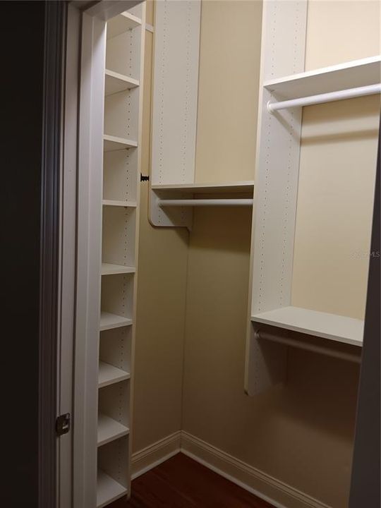 En Renta: $4,995 (4 camas, 3 baños, 2041 Pies cuadrados)